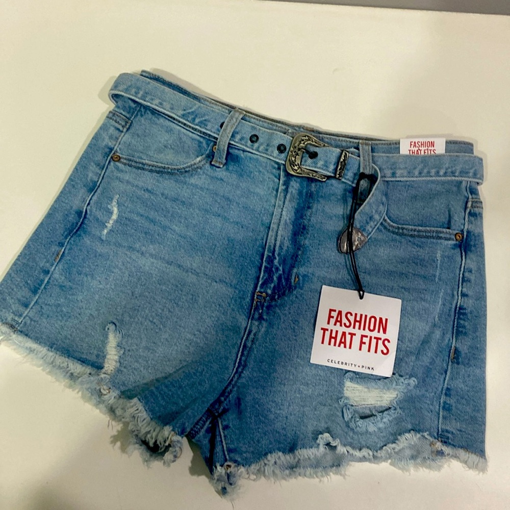 Celebrity Pink, Jeans ‎ Cut off Shorts Women's Size 9/29 new with tag